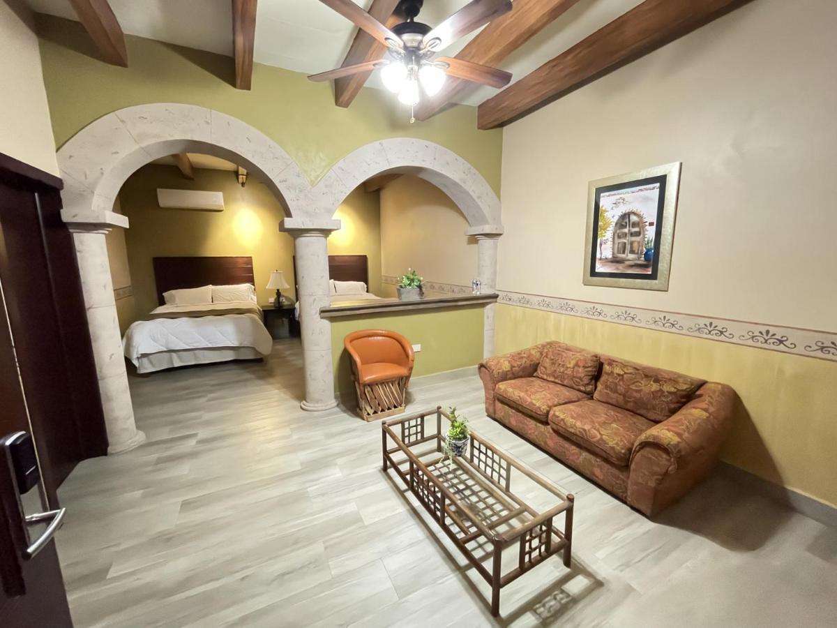 Hotel Real De Los Аламос Экстерьер фото