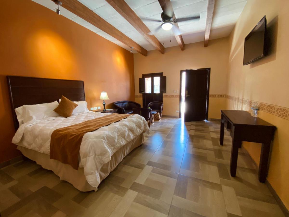 Hotel Real De Los Аламос Экстерьер фото