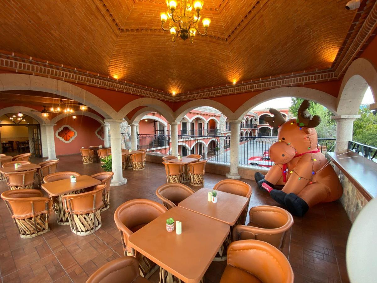 Hotel Real De Los Аламос Экстерьер фото